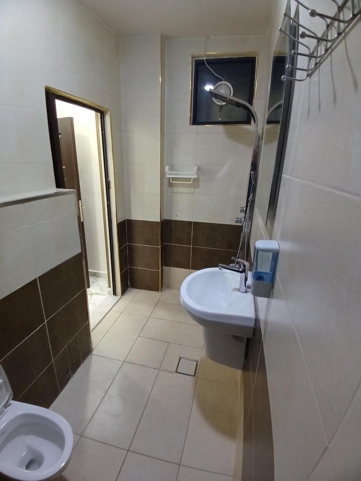 Dream House Hotel จีราช ภายนอก รูปภาพ