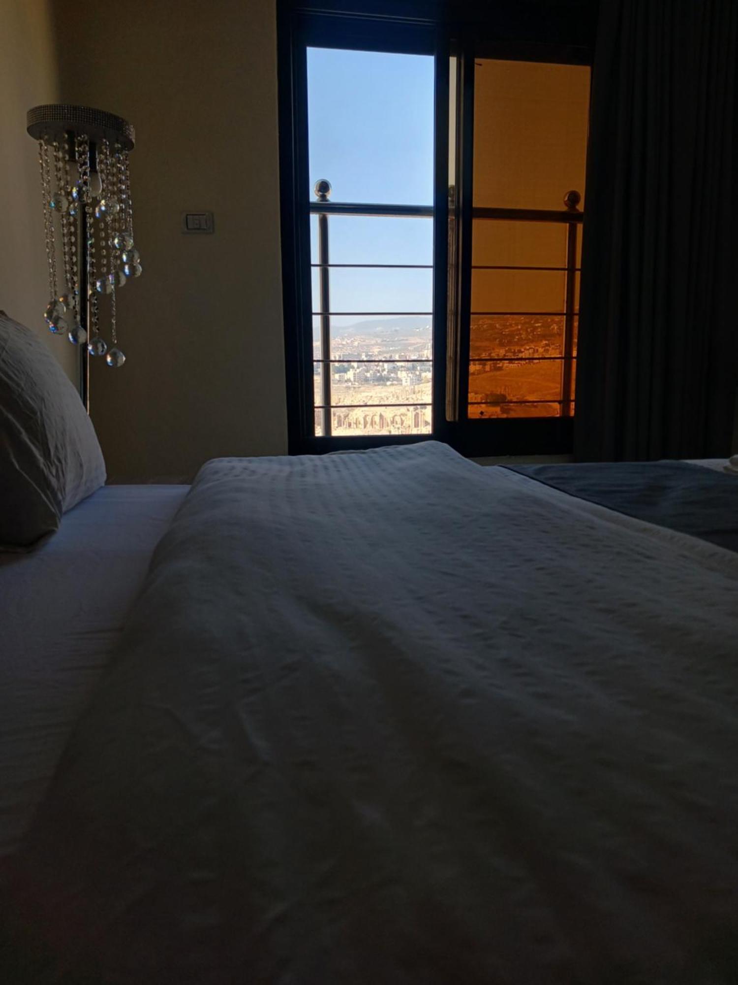 Dream House Hotel จีราช ภายนอก รูปภาพ