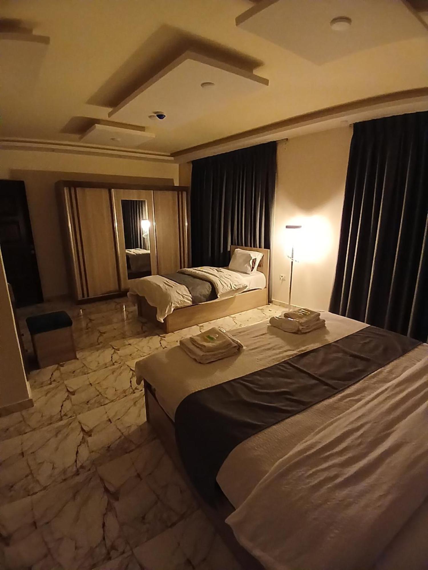 Dream House Hotel จีราช ภายนอก รูปภาพ